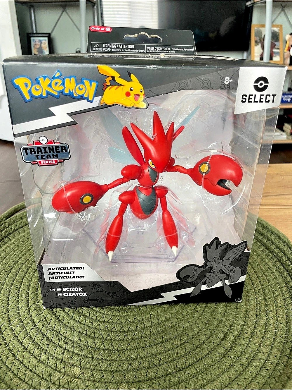 Pokémon Scizor Articulated Figure NWT